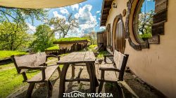 Zielone Wzgórza - Hobbitowa wioska